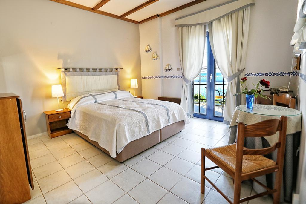 Argo Rooms & Studios Agioi Apostoloi  Pokoj fotografie